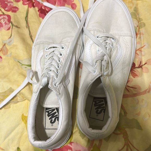 Vans Shoes - Women Vans